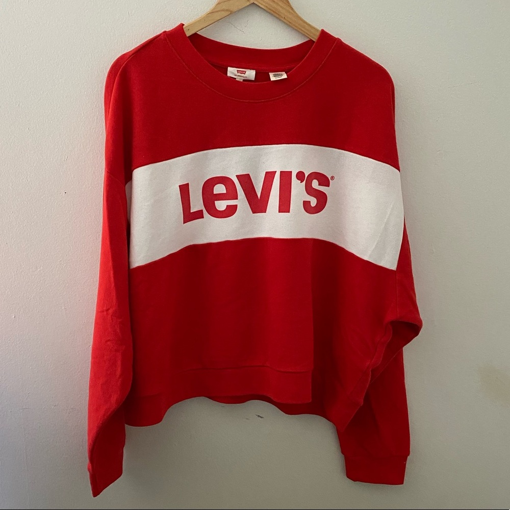 Levi’s crop top
